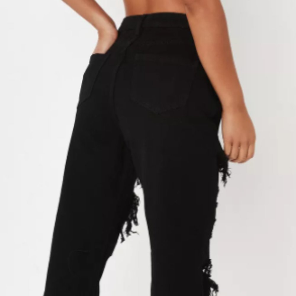 Missguided Riot High Rise Ripped Jeans - Picture 3 of 5